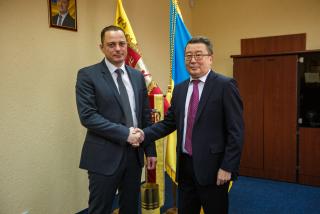 Кам`янський міський голова зустрівся з послом Казахстану
